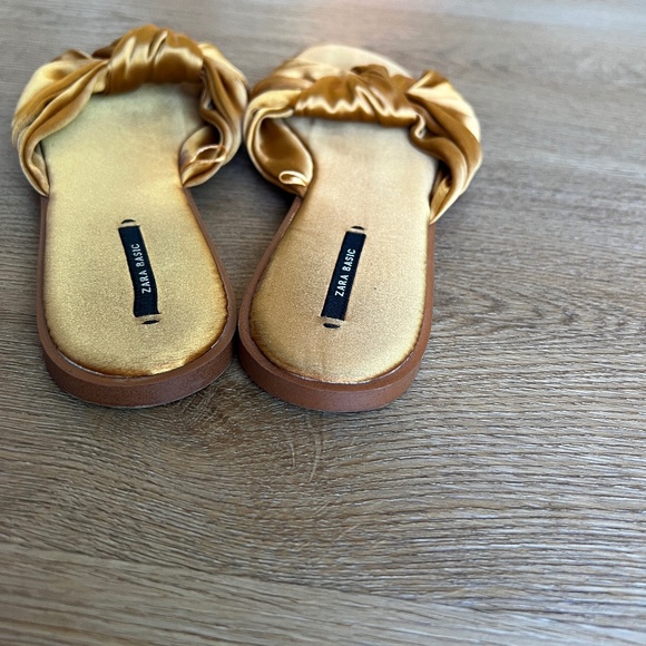 Zara Soft Copper Satin slides size 39 - Picture 4 of 4